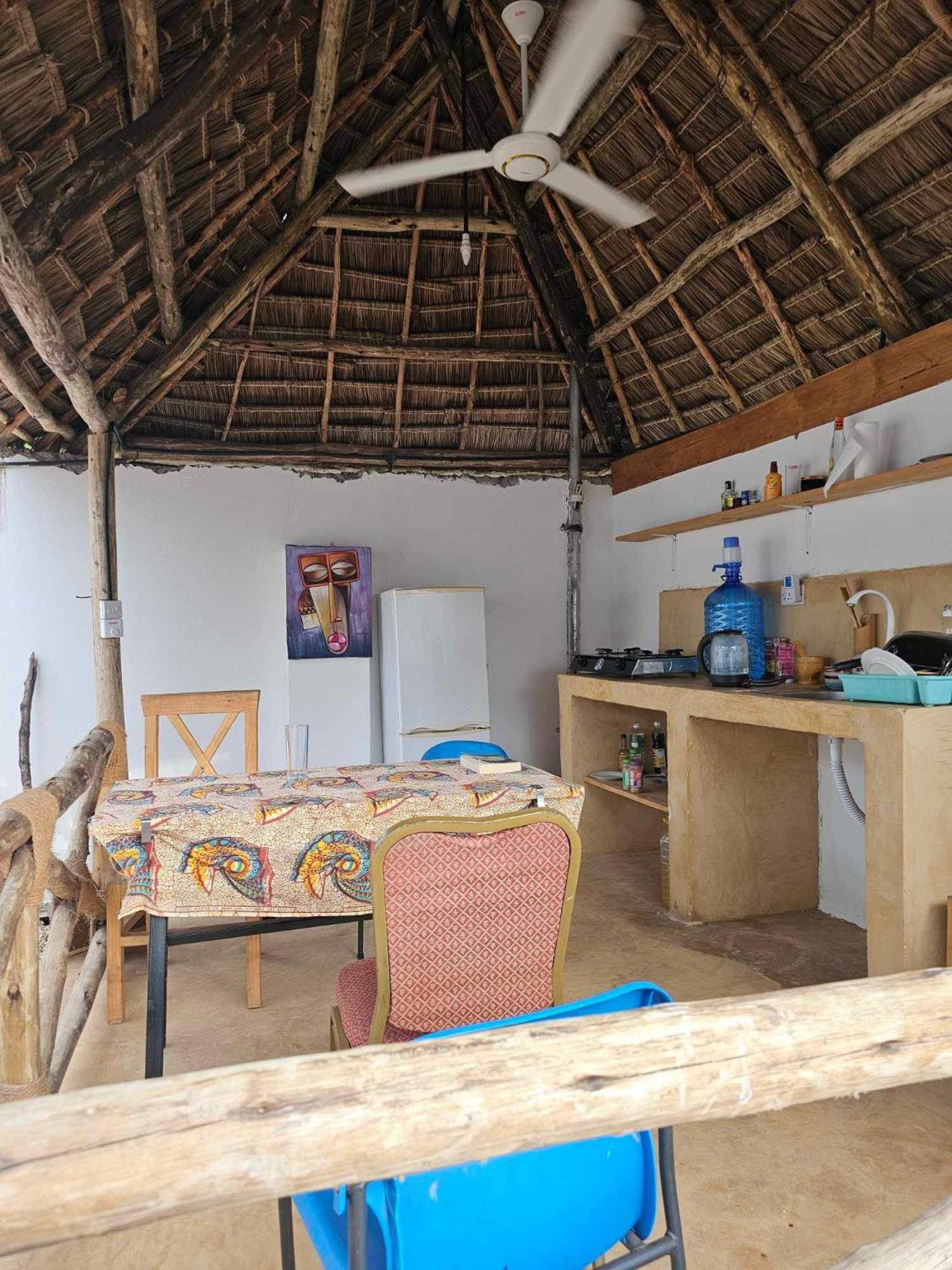 B Home Zanzibar Kiwengwa  ภายนอก รูปภาพ