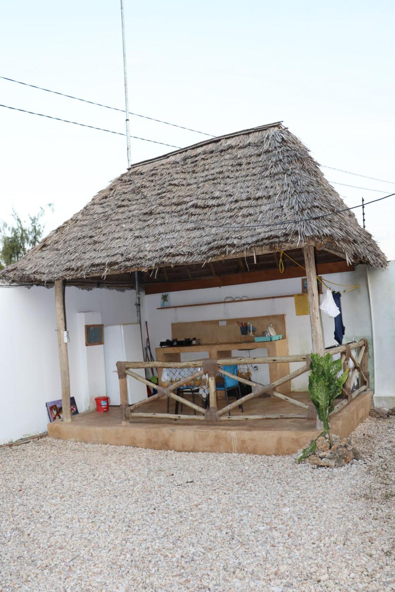 B Home Zanzibar Kiwengwa  ภายนอก รูปภาพ