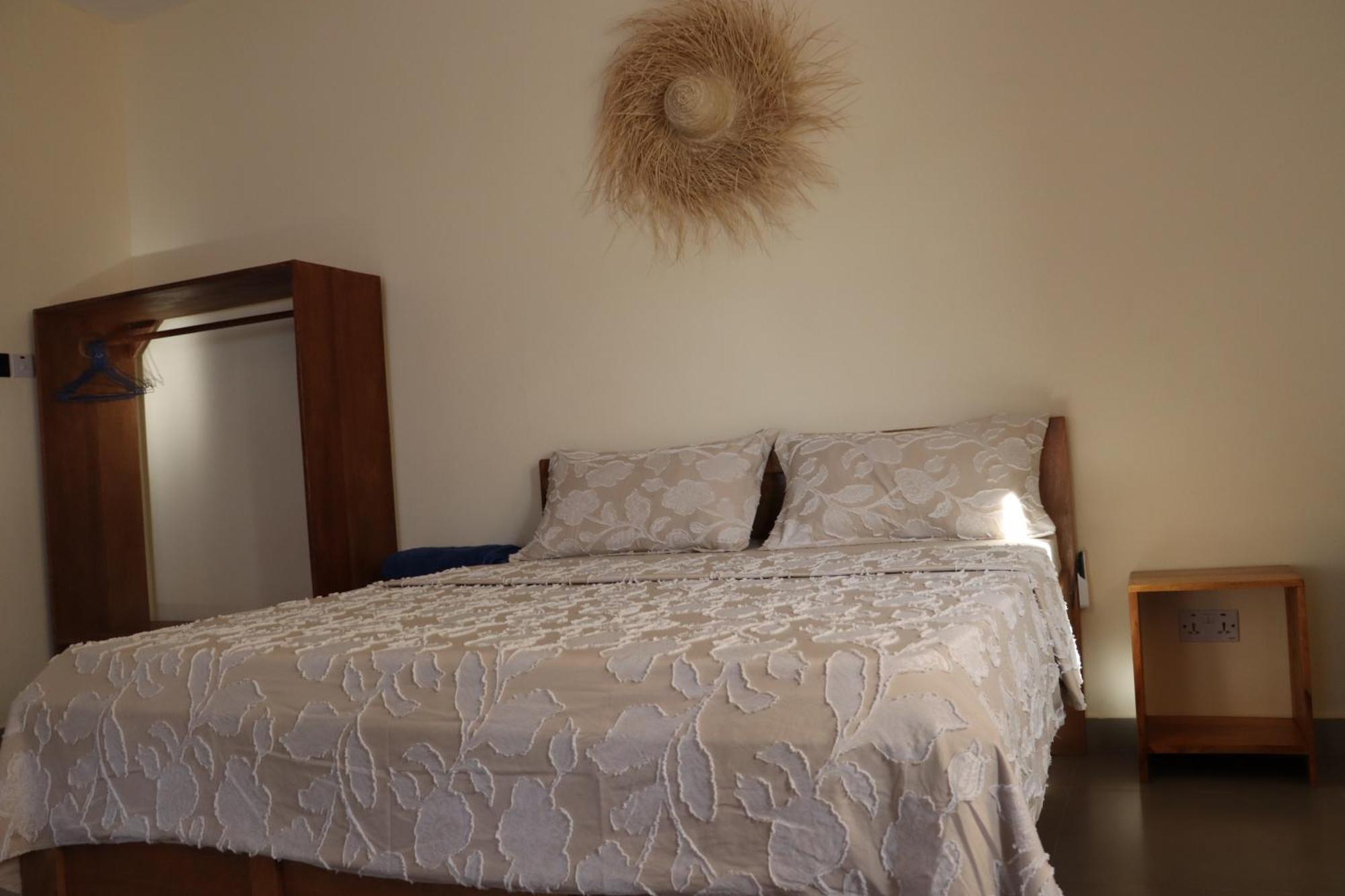 B Home Zanzibar Kiwengwa  ภายนอก รูปภาพ